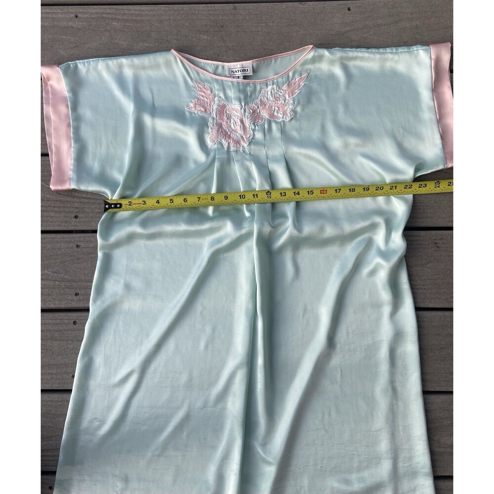 Natori Satin Nightgown Embroidered Floral Short Sleeve Women’s L Saks Fifth - Picture 6 of 13